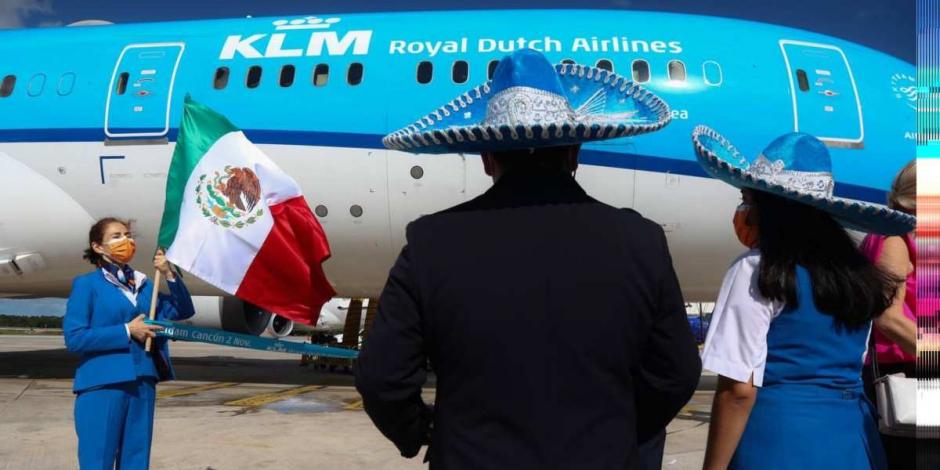 Llegarán cuatro vuelos directos de Ámsterdam por semana a Cancún y se sumará uno más en enero.
