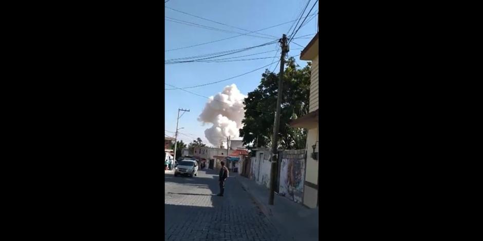 La explosión ocurrió poco antes de las 15:30 horas en un taller de la colonia Guadalupe Tlazintla.