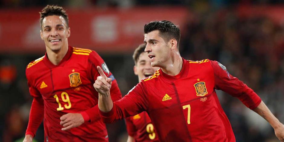 Álvaro Morata colabora pata que España tenga su boleto a Qatar 2022.
