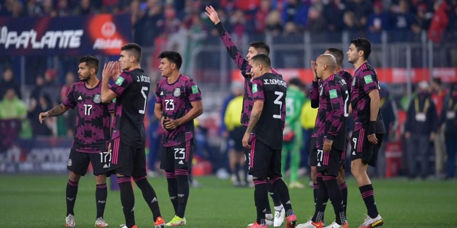 Jugadores de la Selección Mexicana antes de su duelo rumbo a Qatar 2022 contra Estados Unidos, el pasado 12 de noviembre.