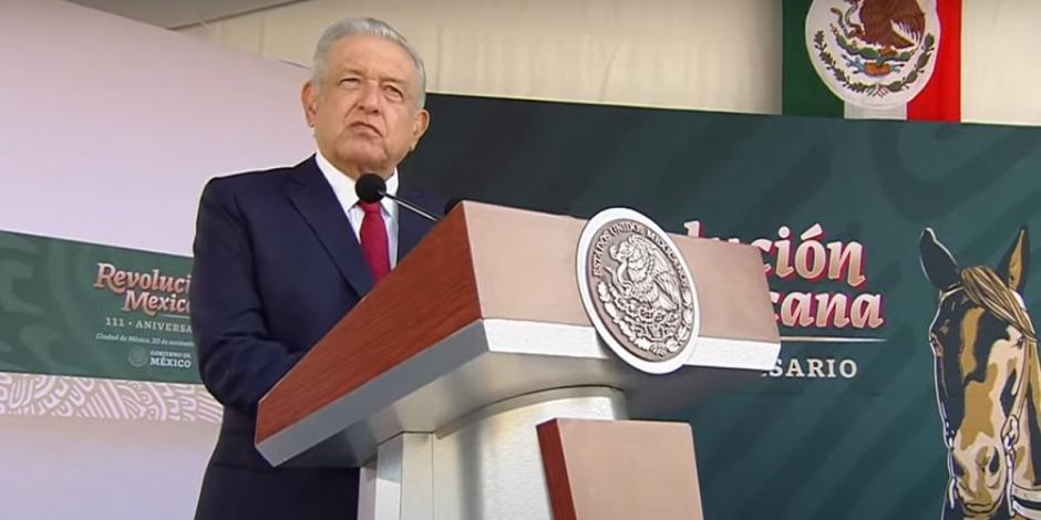 AMLO dirigió un discurso durante la conmemoración del 111 aniversario del inicio de la Revolución Mexicana.