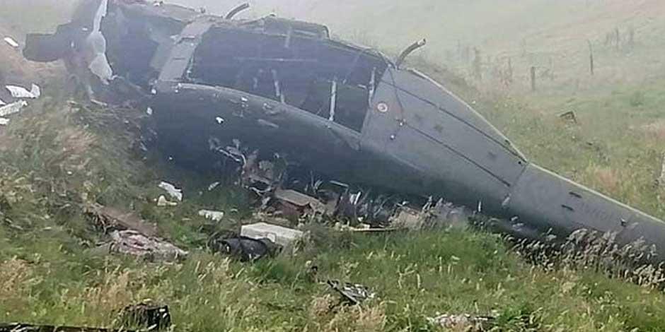 Tres muertos y dos heridos dejó un accidente de helicóptero Huey II de la Policía de Colombia en Cundinamarca