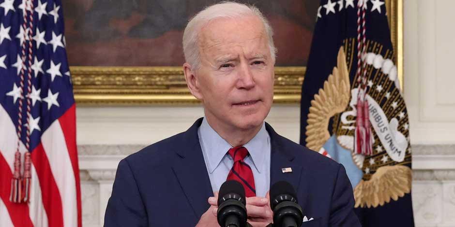 El presidente de Estados Unidos, Joe Biden, quien encabezó una reunión con expertos para abordar la situación de la nueva variante de COVID-19, Ómicron