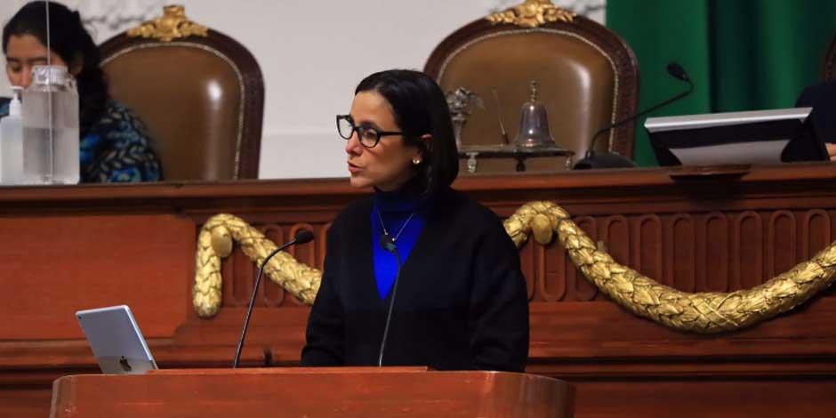 Luz Elena González Escobar,  titular de Finanzas en la CDMX, dio cuenta al Congreso local sobre el Paquete Económico 2022