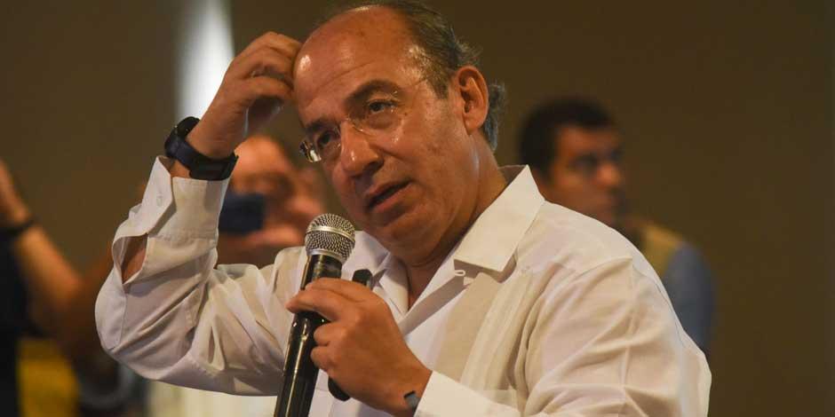 El expresidente de México, Felipe Calderón Hinojosa en imagen de archivo; acusó problemas para descargar su certificado de vacunación contra COVID-19