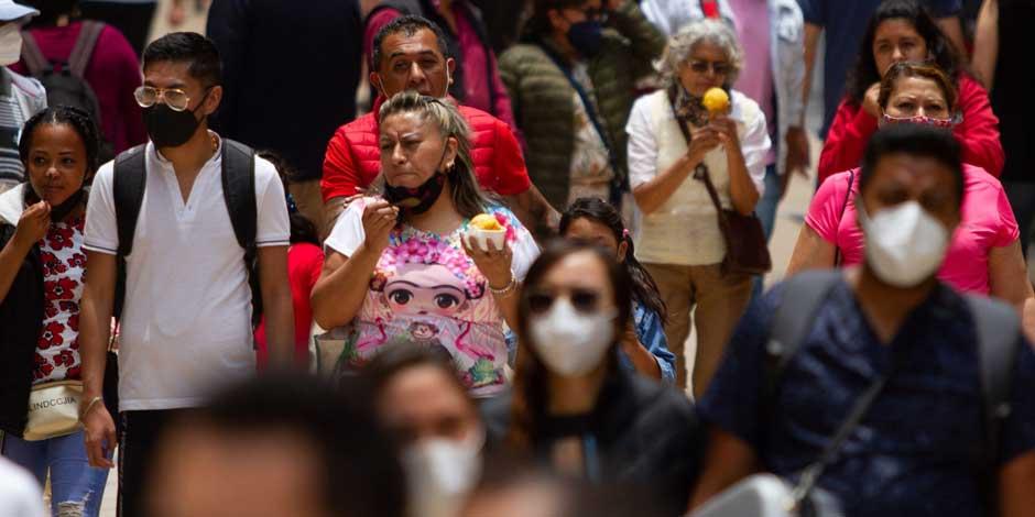 Cientos de capitalinos acudieron a las calles del Centro Histórico en el marco del Semáforo Epidemiológico Amarillo por la pandemia del Covid-19