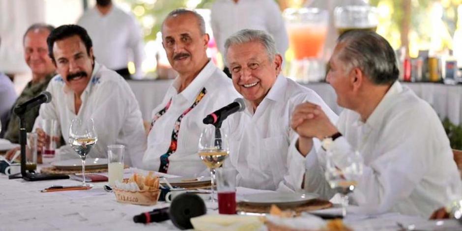 AMLO comió con los gobernadores de los estados de la República Mexicana; Enrique Alfaro, mandatario de Jalisco, no acudió a la reunión