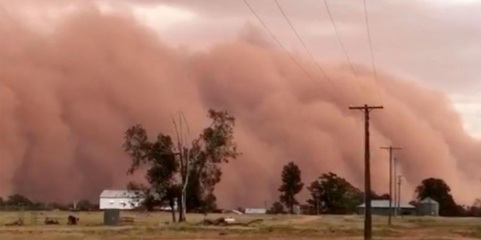Tormenta de arena cubre a la ciudad de Boulia en Australia.