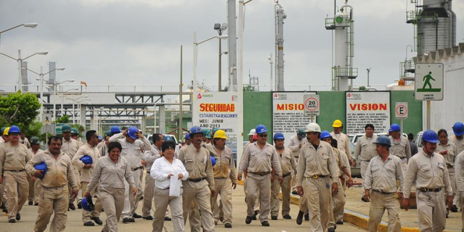 El Instituto Mexicano del Petróleo capacita a 600 nuevos ingenieros que ocuparán plazas dentro del Sistema Nacional de Refinación