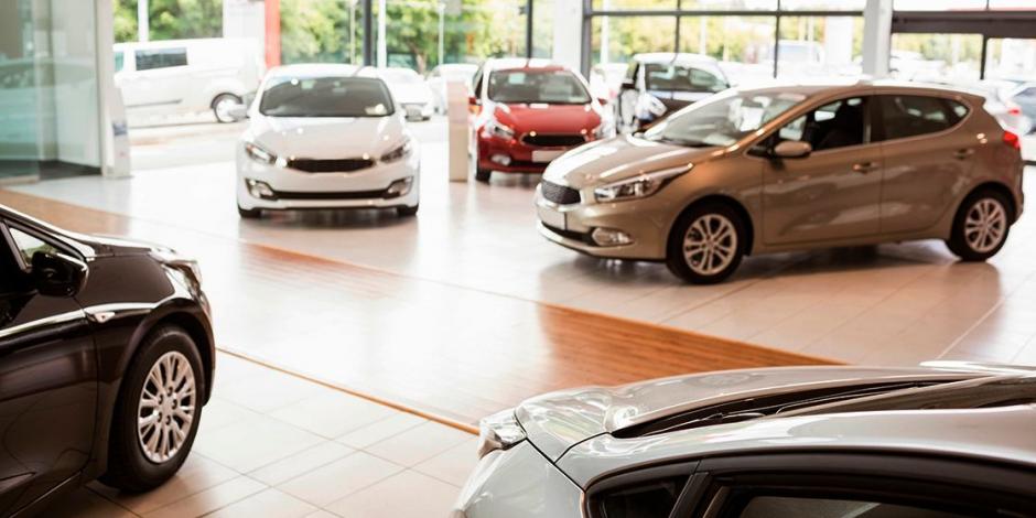 Inegi informó que la comercialización de unidades disminuyó 19.3 por ciento respecto a los 97 mil 365 autos vendidos en diciembre de 2021