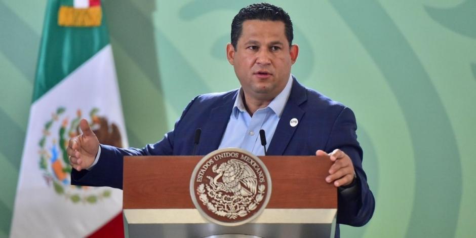 Diego Sinhue, gobernador de Guanajuato, informó que dio positivo a COVID-19.