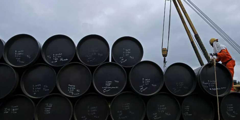 Petróleo alcanza máximos por el conflicto Rusia-Ucrania.