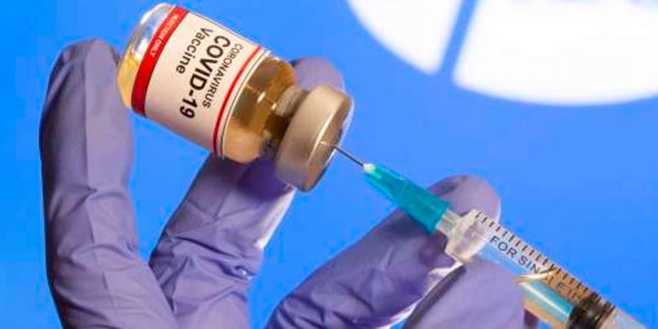 De acuerdo con las autoridades de salud, el vial de Pfizer contra coronavirus contiene 0.25 mililitros de producto y se le agrega una solución salina que permite que el medicamento pueda ser administrado en seis personas