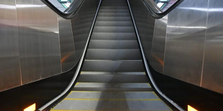 El Metro de la CDMX puso en funcionamiento 4 nuevas escaleras en en tres estaciones del sistema.