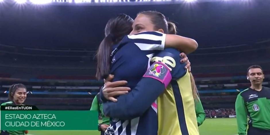 Rebeca Bernal y Janelly Farías, jugadores de Monterrey y América, son pareja.
