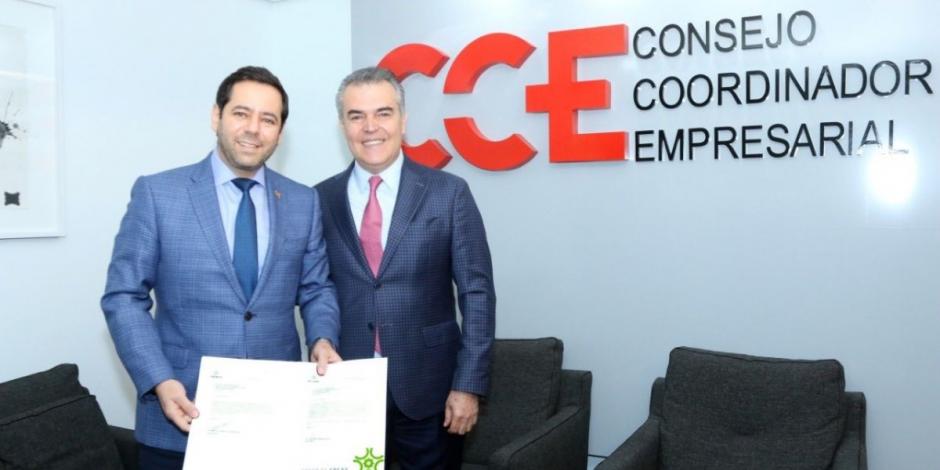 Francisco Cervantes Díaz, expresidente de la Concamin, durante su registro para contender a la presidencia del CCE.