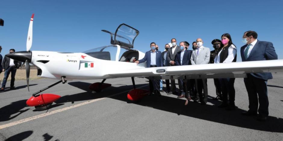 El mandatario estatal destacó que Horizontec es una empresa que tiene en su haber la manufactura del primer avión hecho en Guanajuato..