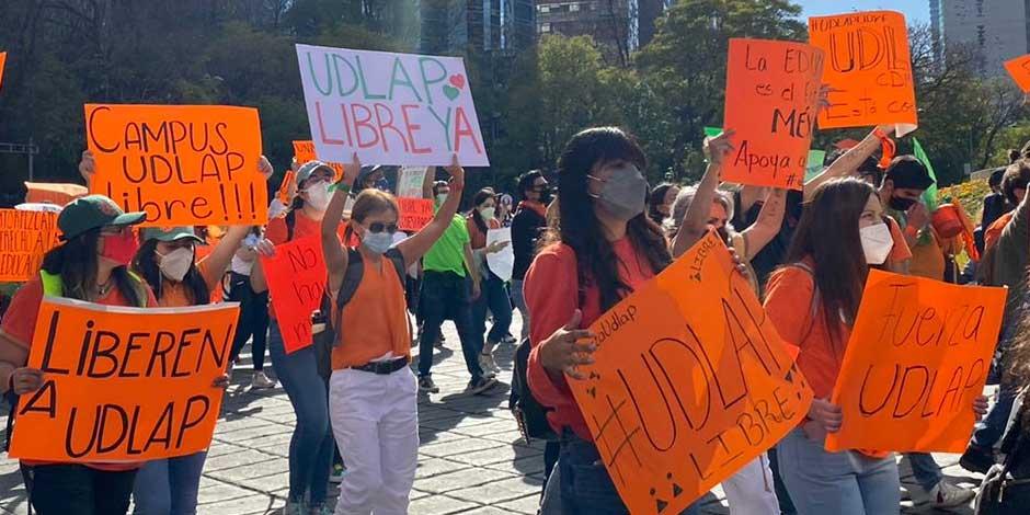 Comunidad académica y estudiantil de la UDLAP marcha para exigir