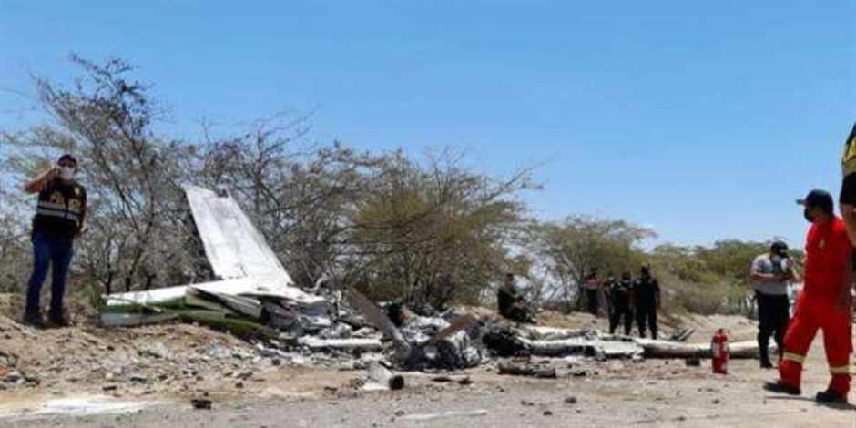 La avioneta se precipitó a tierra en las inmediaciones del aeropuerto María Reiche en la ciudad de Nazca.