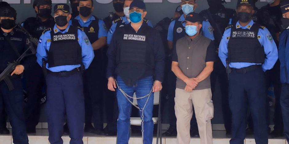 Detienen a expresidente de Honduras por tráfico de drogas