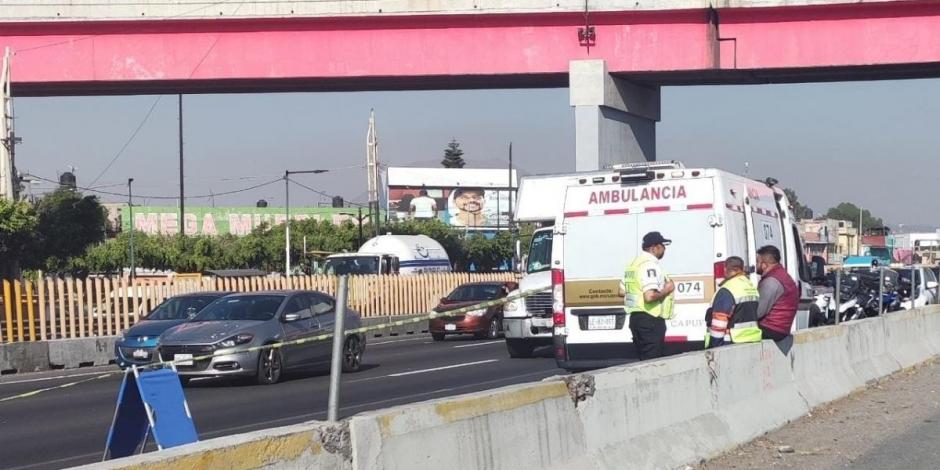 Hombre muere atropellado en la autopista México-Puebla.