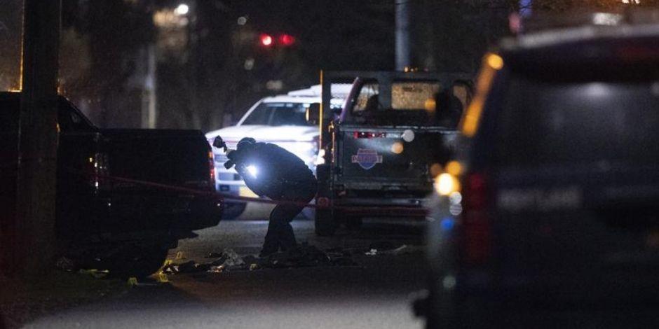 Policía examinó el sitio donde ocurrió el tiroteo en Portland, Oregon.