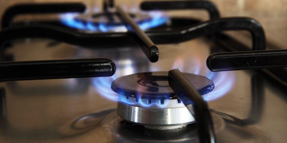 Juez frena política sobre compra de gas natural