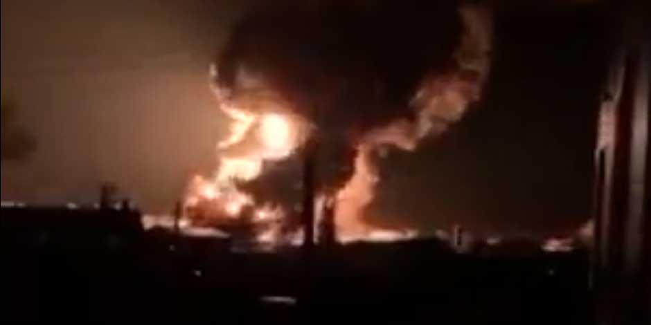 Medios ucranianos reportaron un incendio en un depósito de petróleo, presuntamente originado por un ataque con misiles