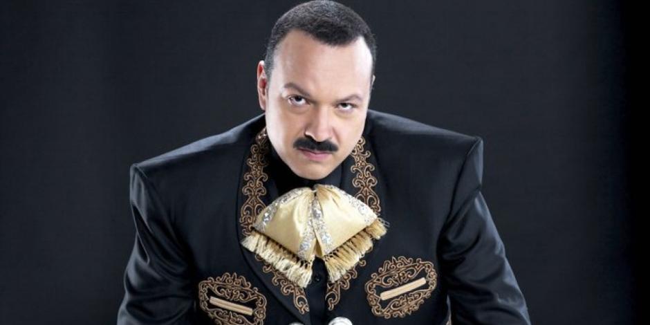 Pepe Aguilar lanzará libro biográfico: "No se la van a acabar cuando salga"