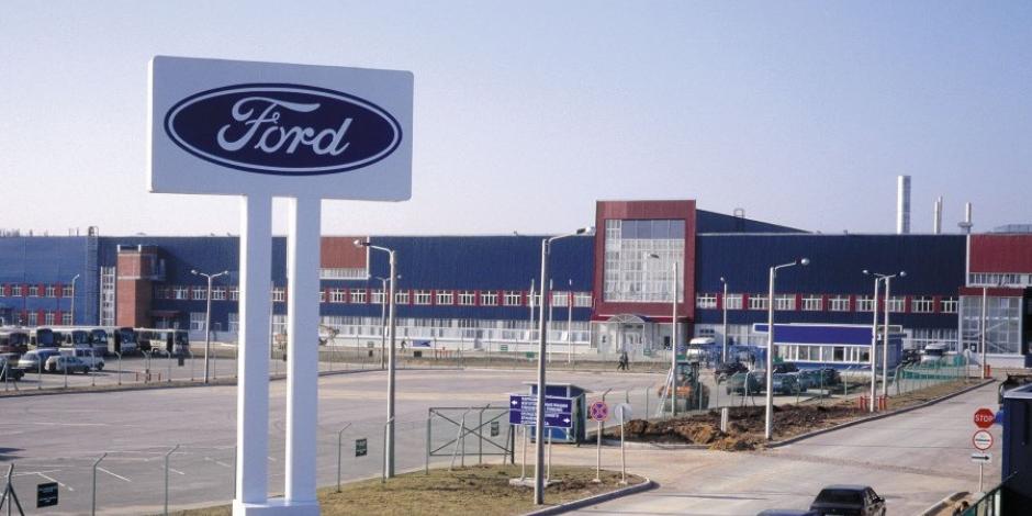 Ford también sale de Rusia ante ataques de éste hacia Ucrania.
