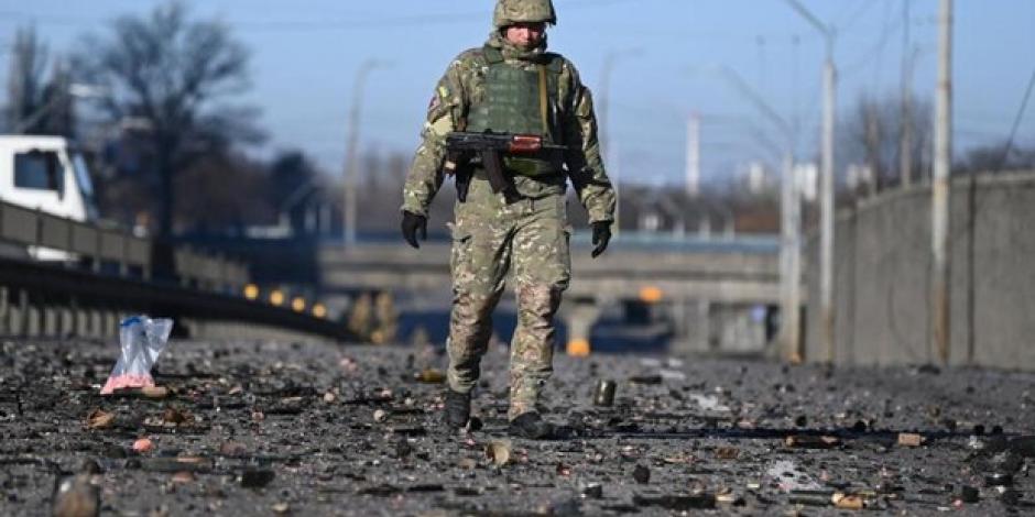 Fuerzas rusas atacan a civiles en Ucrania