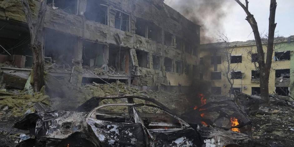 Bombardeo a hospital materno infantil en Ucrania