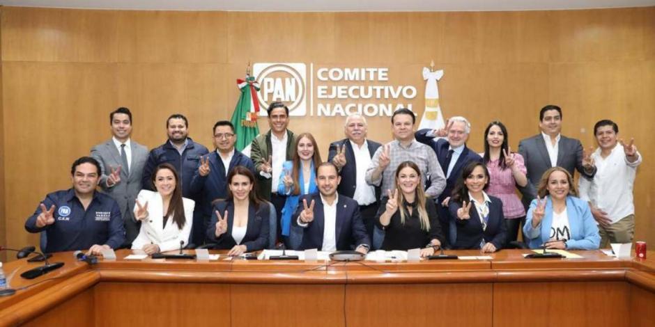Laura Fernández Piña recibió hoy de la Comisión Permanente del PAN la aprobación y respaldo total como virtual candidata al gobierno de Quintana Roo,