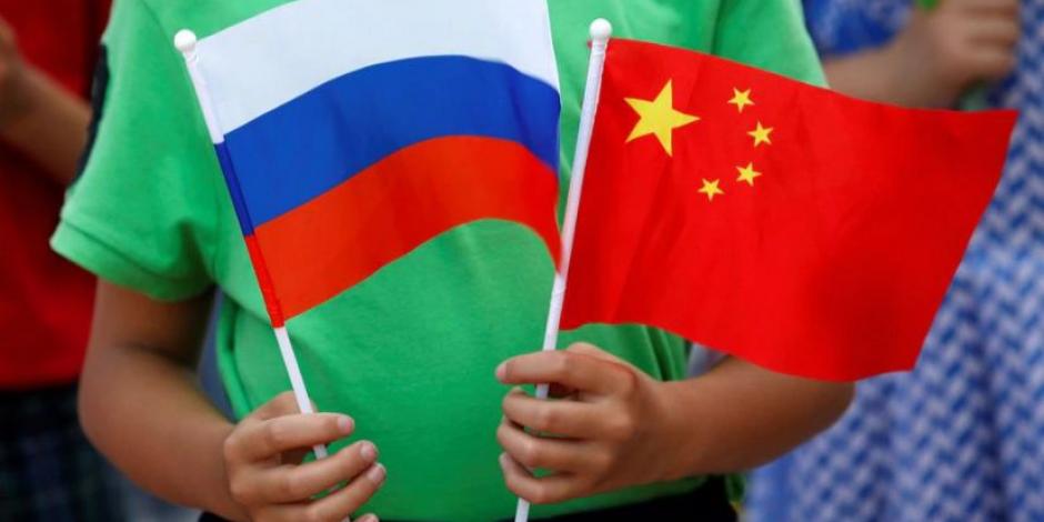 Rusia dijo que contaba con China para ayudarla a resistir el golpe a su economía pero Estados Unidos advirtió a Beijing que no proporcione ese salvavidas.
