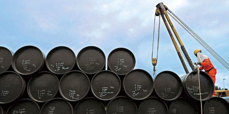 México estima precio petróleo en 68.7 dólares por barril para presupuesto de 2023.