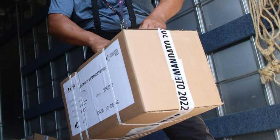 Documentación y paquetes para revocación de mandato llegan a Chiapas