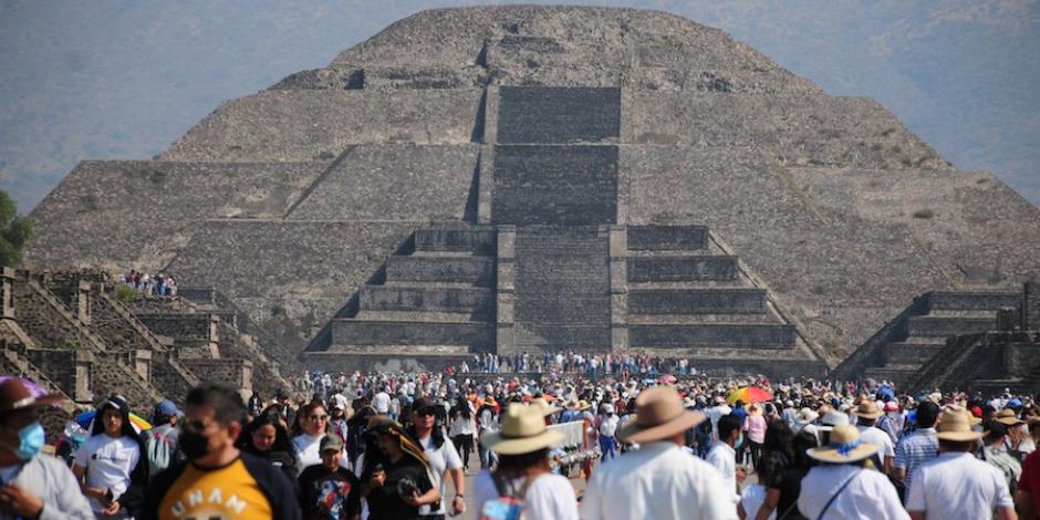 Se vuelcan a Teotihuacan “por energía”.