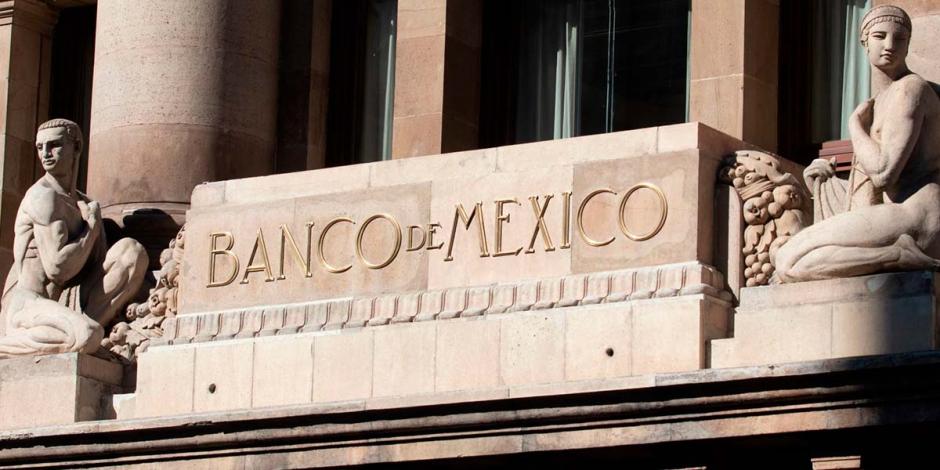 El artículo 28 de la Constitución de México señala que: "El Estado tendrá un banco central que será autónomo en el ejercicio de sus funciones y en su administración"
