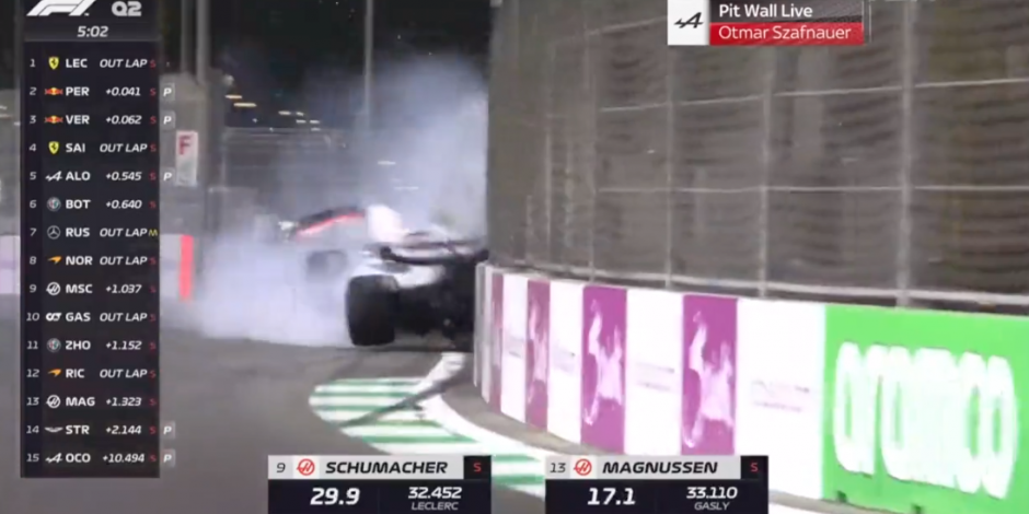 Momento del impacto de Mick Schumacher en la clasificación del Gran Premio de Arabia Saudita de F1.