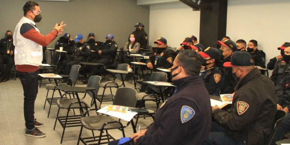 Al menos 520 policías contratados por la alcaldía fueron capacitados en derechos humanos en la alcaldía Álvaro Obregón.