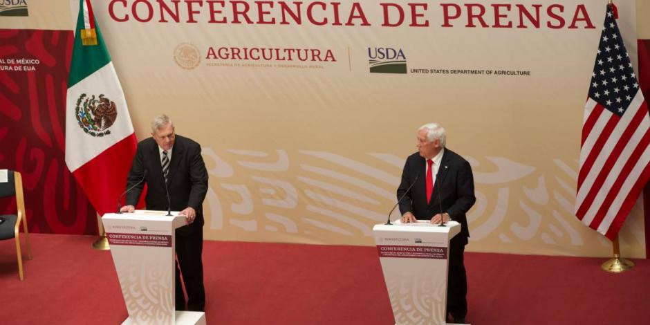 El comercio bilateral de alimentos y productos agrícolas entre México y los Estados Unidos alcanzó la cifra récord de 64 mil 130 millones de dólares en 2021.