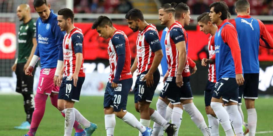 Futbolistas del Rebaño Sagrado, después de su derrota contra Puebla, en la Fecha 7, el pasado 26 de febrero.