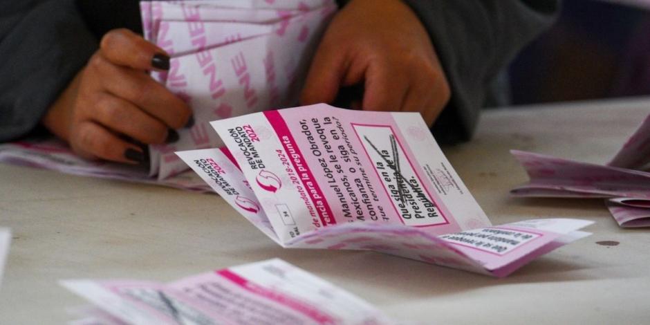 Detectan en SLP boletas apócrifas en votación de revocación de mandato