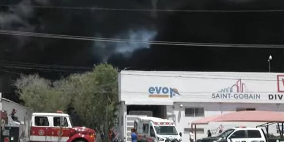 Reportan incendio en bodega de Apodaca, Nuevo León