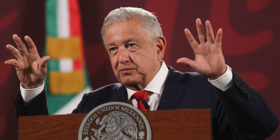 Andrés Manuel López Obrador esta mañana 2 de mayo en Palacio Nacional.