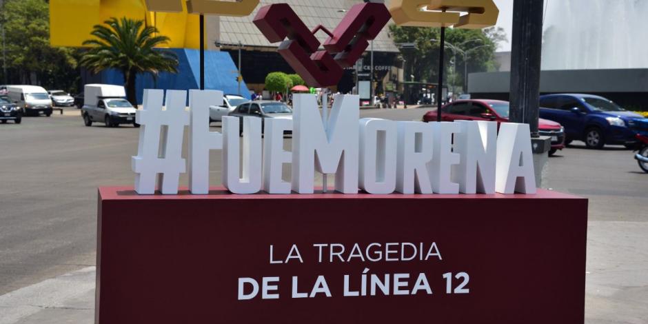 Línea 12: PAN coloca antimonumento en Reforma para recordar a las víctimas del colapso
