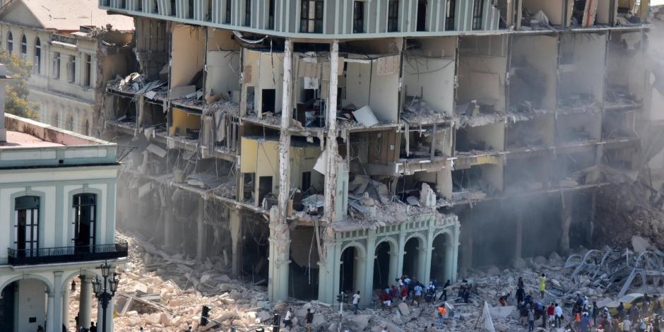 Hotel Saratoga después de la explosión registrada el viernes