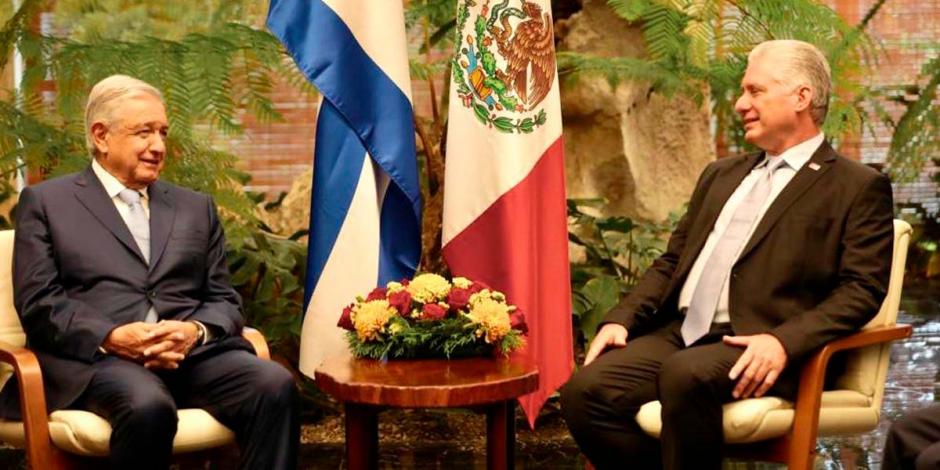 Andrés Manuel López Obrador y Miguel Díaz-Canel en el Palacio de la Revolución en Cuba