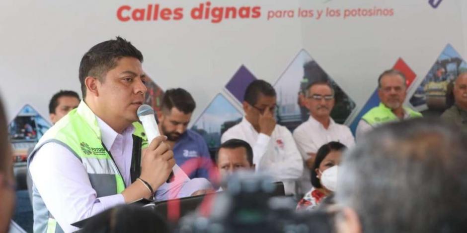 El gobernador de San Luis Potosí, Ricardo Gallardo Cardona, presentó algunas de las obras urbanas que reconvertirán a la zona metropolitana del estado.