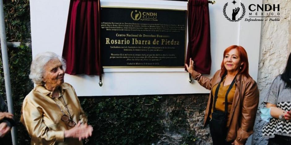 Develan placa en memoria de Rosario Ibarra de Piedra.